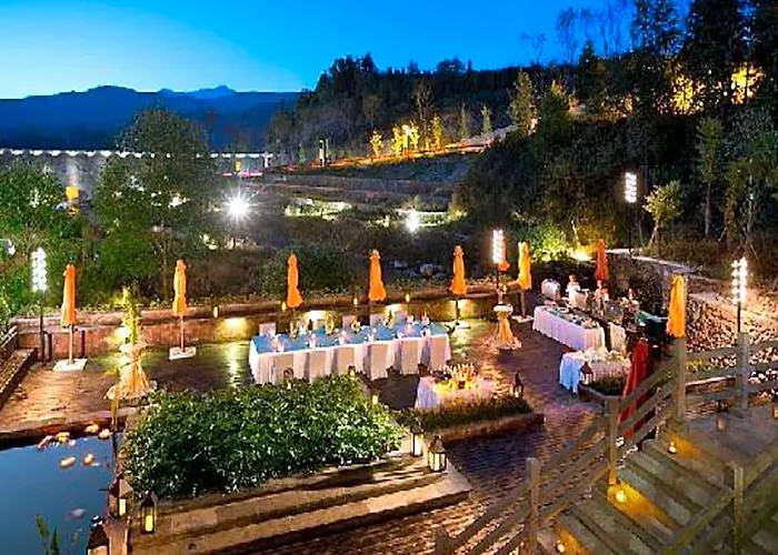 Banyan Tree Tengchong