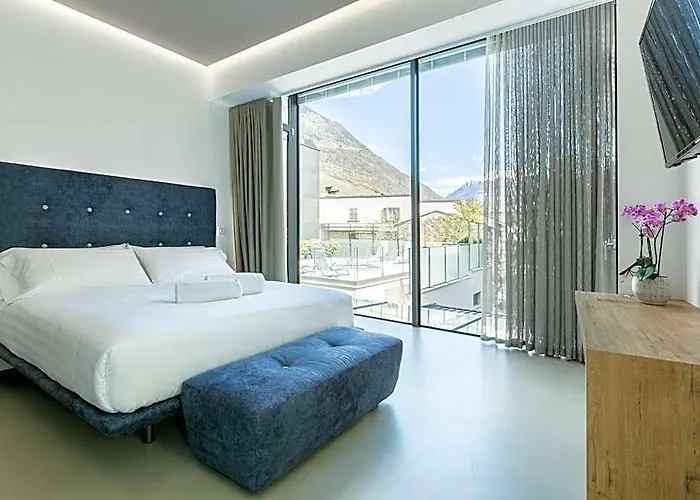 Domus Cavour Rooms&Suites