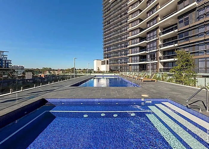 Meriton Suites Church Street, Parramatta