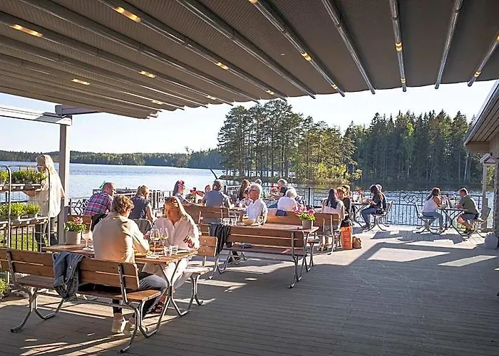 Lakelodge