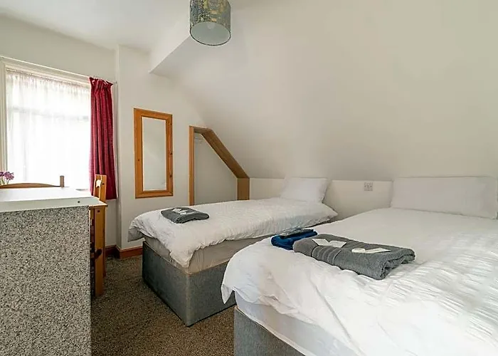 Moonside Rooms