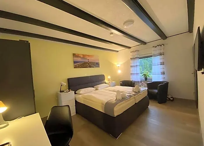 Varel Bay Hotel