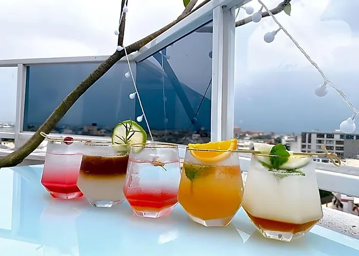 Huwei Hotel