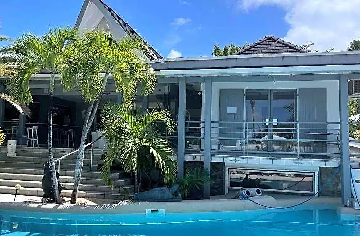 Residence Adam And Eve