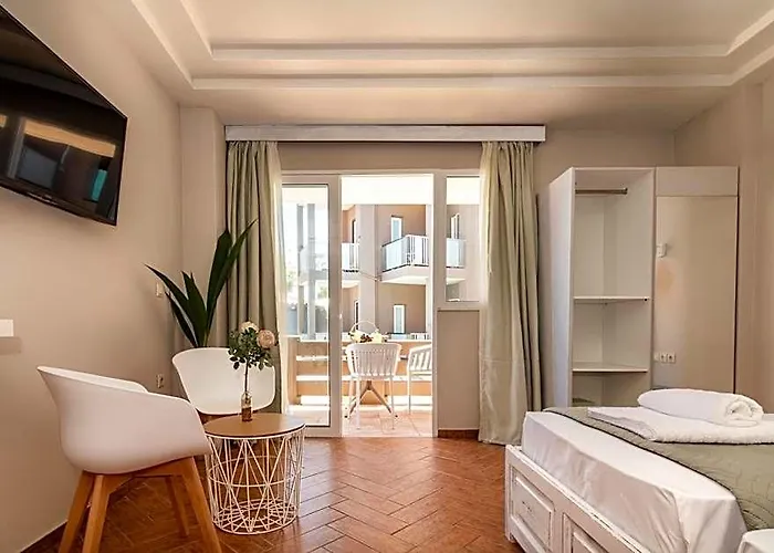 Girogiali Beach Hotel - Adults Only