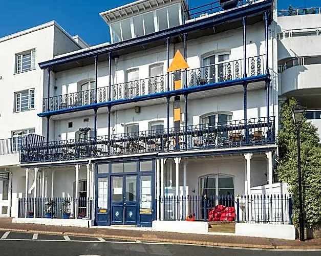 Royal London Yacht Club