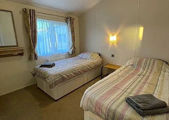 Romney Lodge