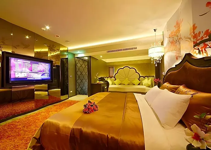 Yuan Motel