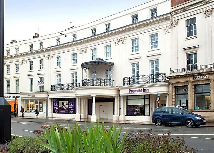 Premier Inn Leamington Spa Town Centre