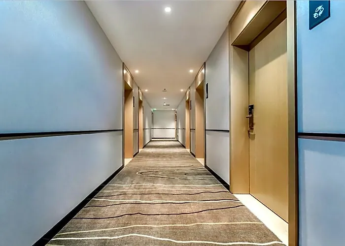 City Comfort Inn Xishui Qingshan Park