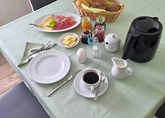Gästezimmer Treuen - Bed&Breakfast