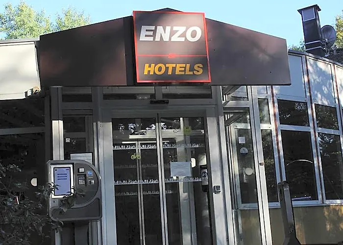 Enzo Hotels Premier Prix - Logis Amneville