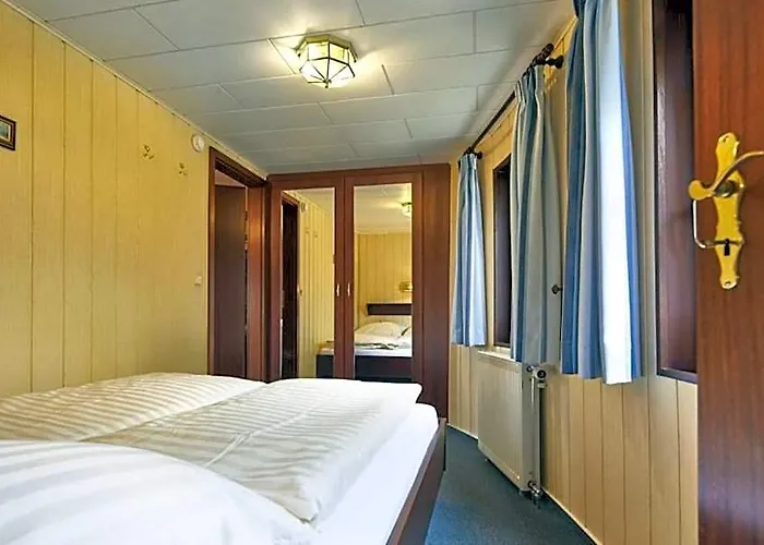 Hotelschiff Stinne