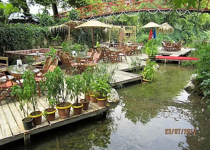 Arikanda River Garden Hotel