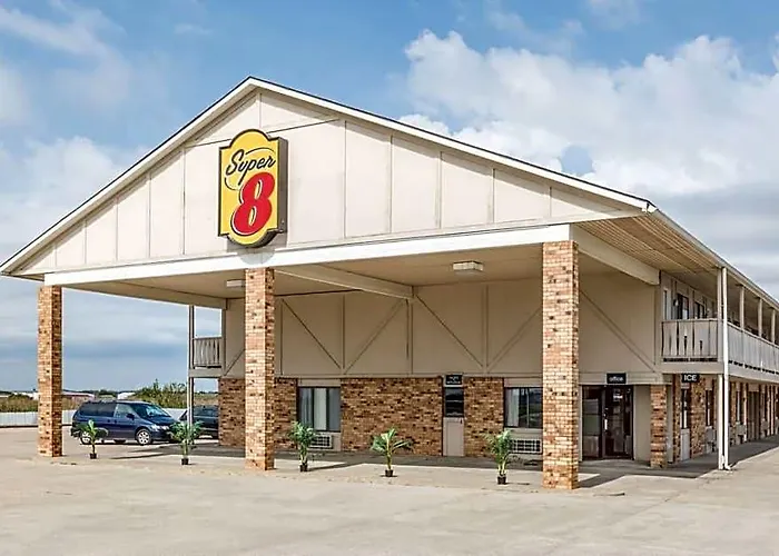 Super 8 By Wyndham Butler