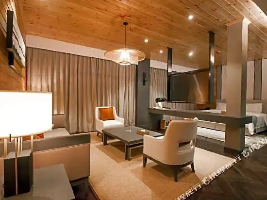 Howard Johnson Life Parkview Yuqing