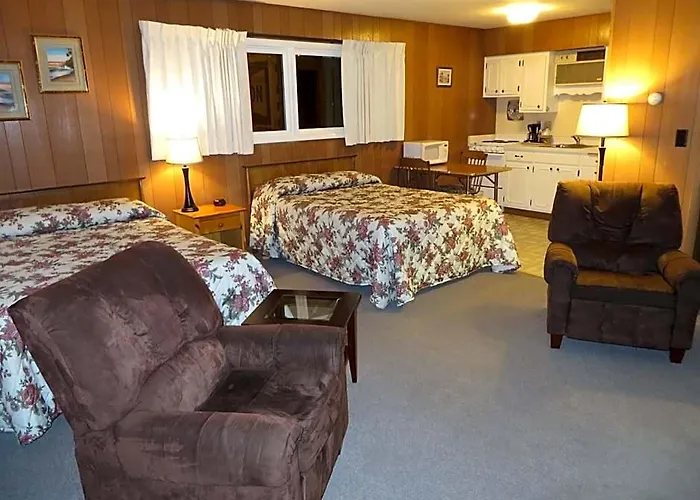 Travelers Inn Motel - Eagle River Downtown