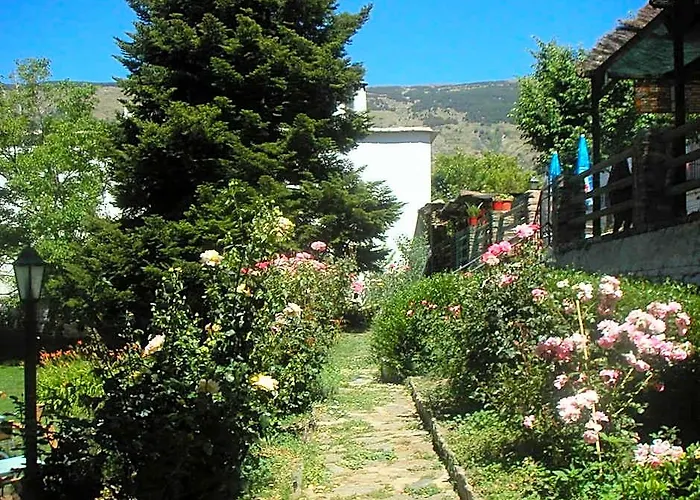 Hostal Rural Poqueira