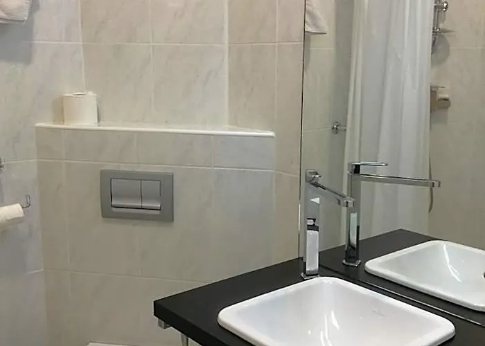 Hotel Le National