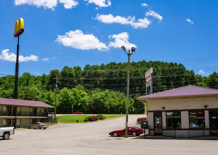 Economy Inn Sweetwater I-75
