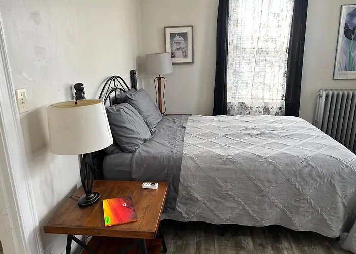 The Elizabeth Suite B2