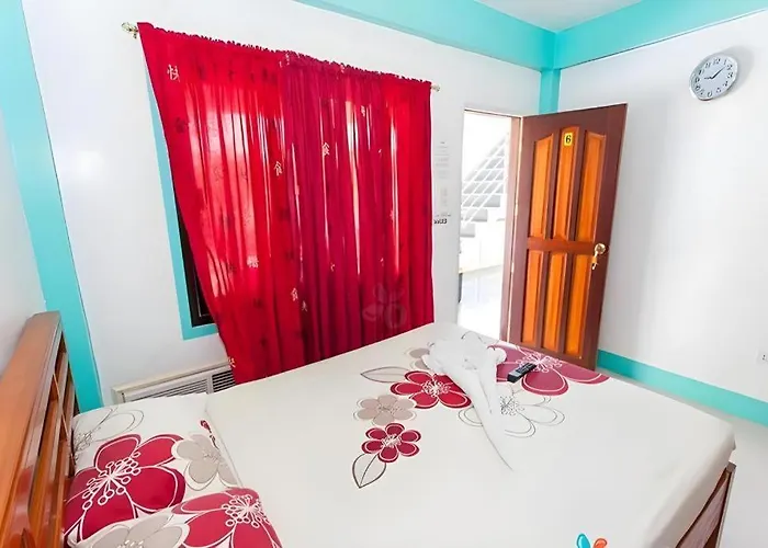 Palm Grove Saud Holiday Complex Hotel