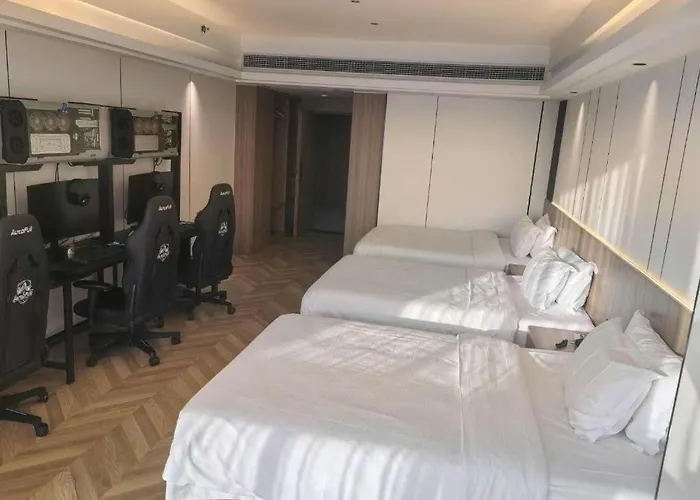 Lavande Hotels- Yueyang Linxiang Zhongfa