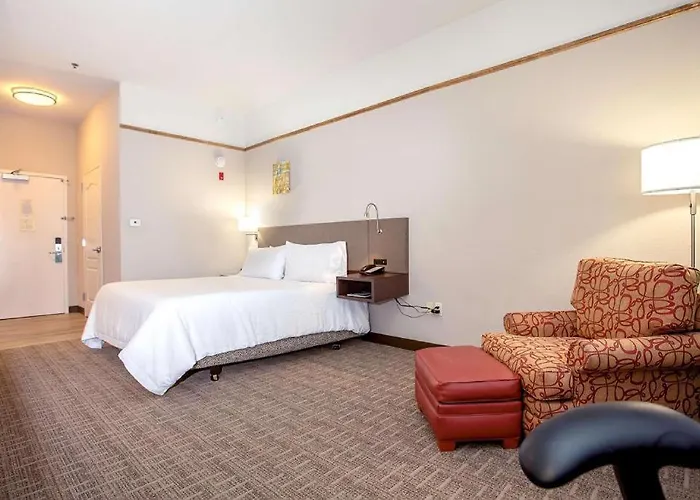 Hilton Garden Inn Oshkosh
