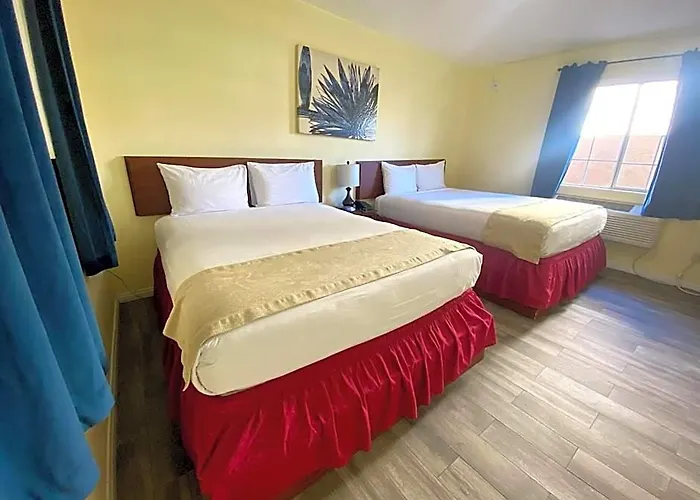 Europa Inn & Suites