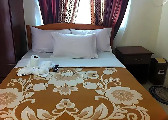 S-E Hotel And Residence
