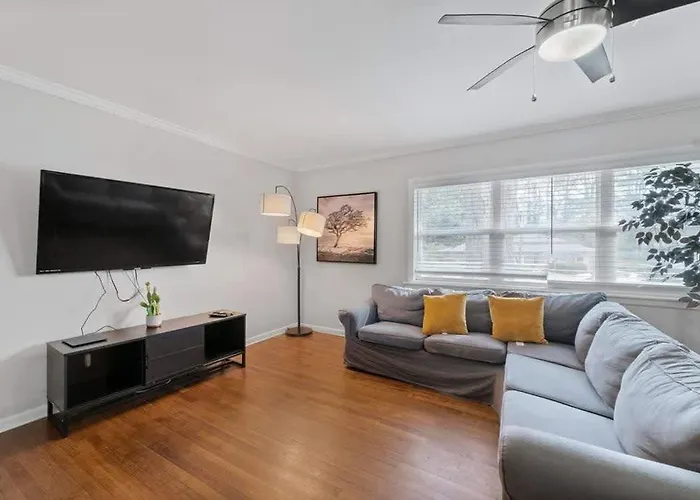 Atlanta Private Pool Retreat 5Br Home Sleeps 14