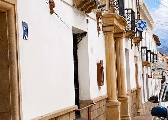 Shalom Hostal