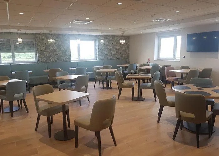 The Originals City Hotel-Restaurant-Terrasse Du Paarc Gravelines Dunkerque