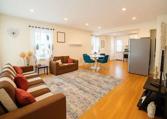 Spacious Pet Friendly Falls Church Home For 16
