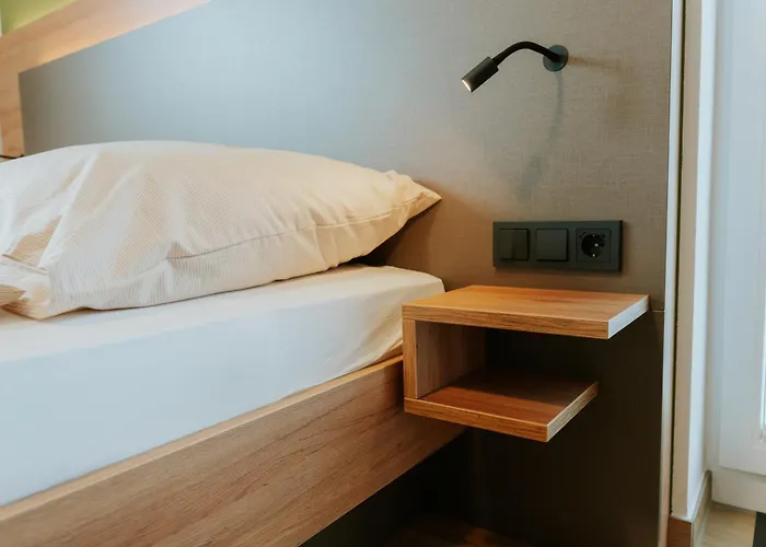 Stay2Sleep, Self-Check-In