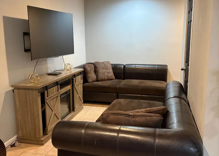 Lower Level 1Br Guest Suite Wparking Near BWI