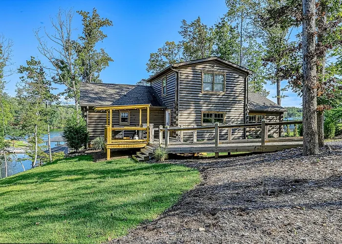 Cabin On The Cove - Luxe Lakefront Pet Friendly Cabin On 5 Acres With Huge Dock