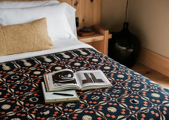 New Paltz Way Hotel
