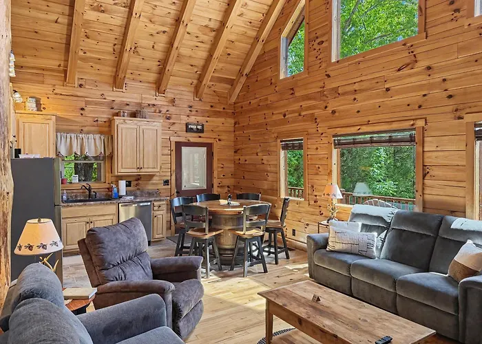 Cedar Ridge Cabin - Hot Tub Fire Pit And Trail Access