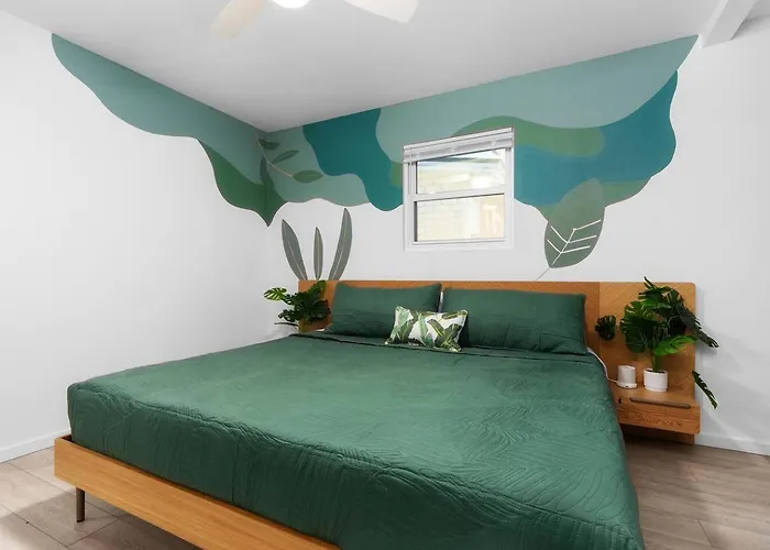 Motel Miya Penthouse With Living & Kitchenette