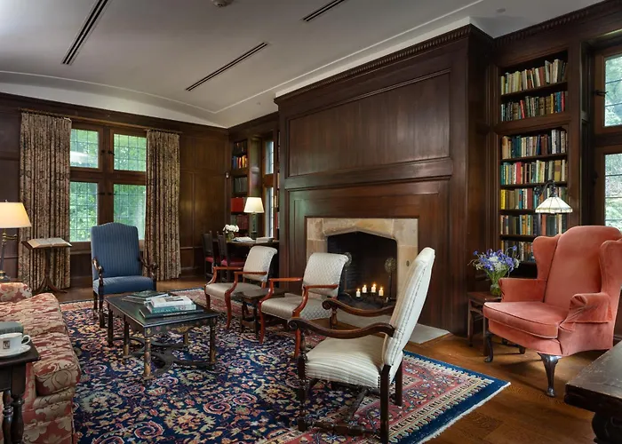 Alumnae House, The Inn At Vassar College