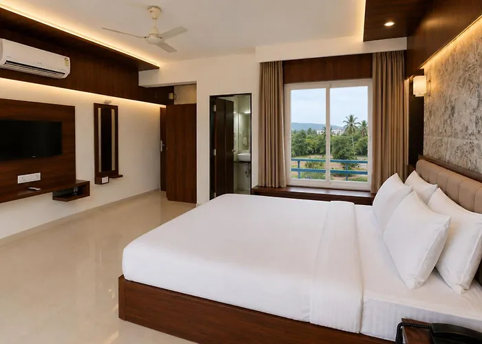 Hotel H F At Assagao North Goa