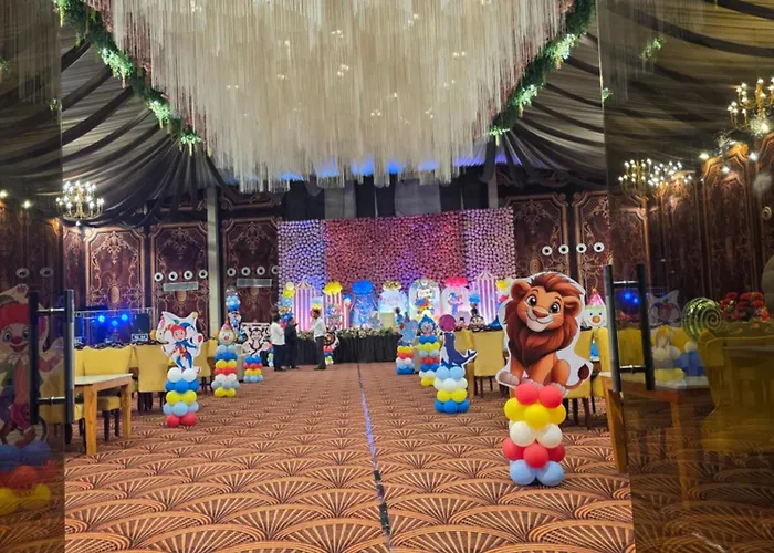 Hotel Paras