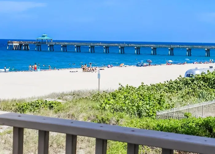 Berkshire Beach Club