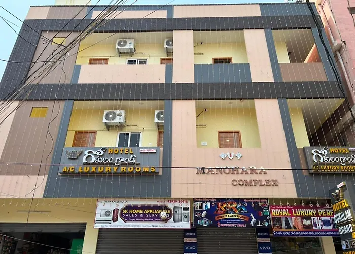 Hotel Gokulam Grand