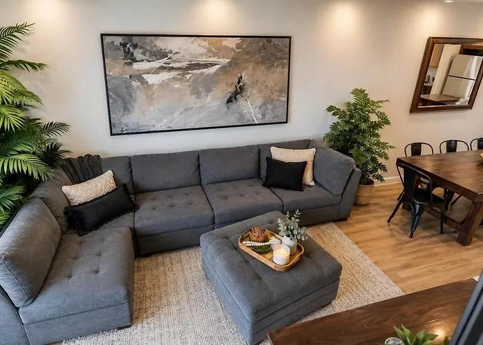 New! Boise Grove - 3 En - Suite Bedrooms- E Bikes