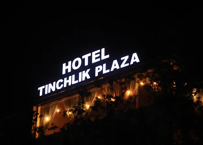 Tinchlik Plaza