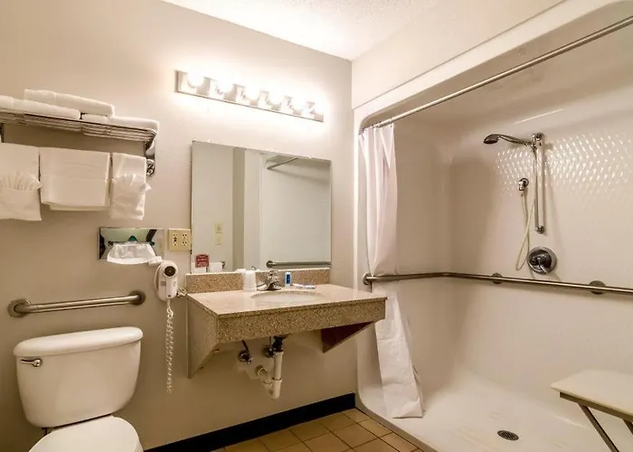 Rodeway Inn Ainsworth