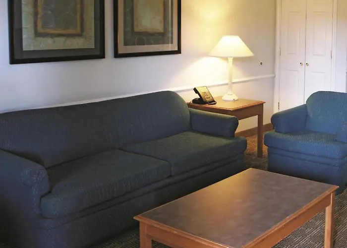 Rodeway Inn Huntsville West