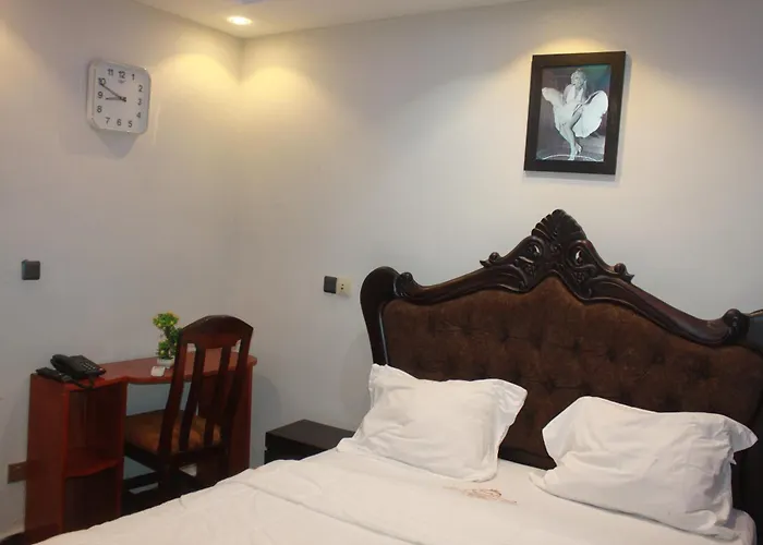 Enoh Presidential Apartment Hotel
